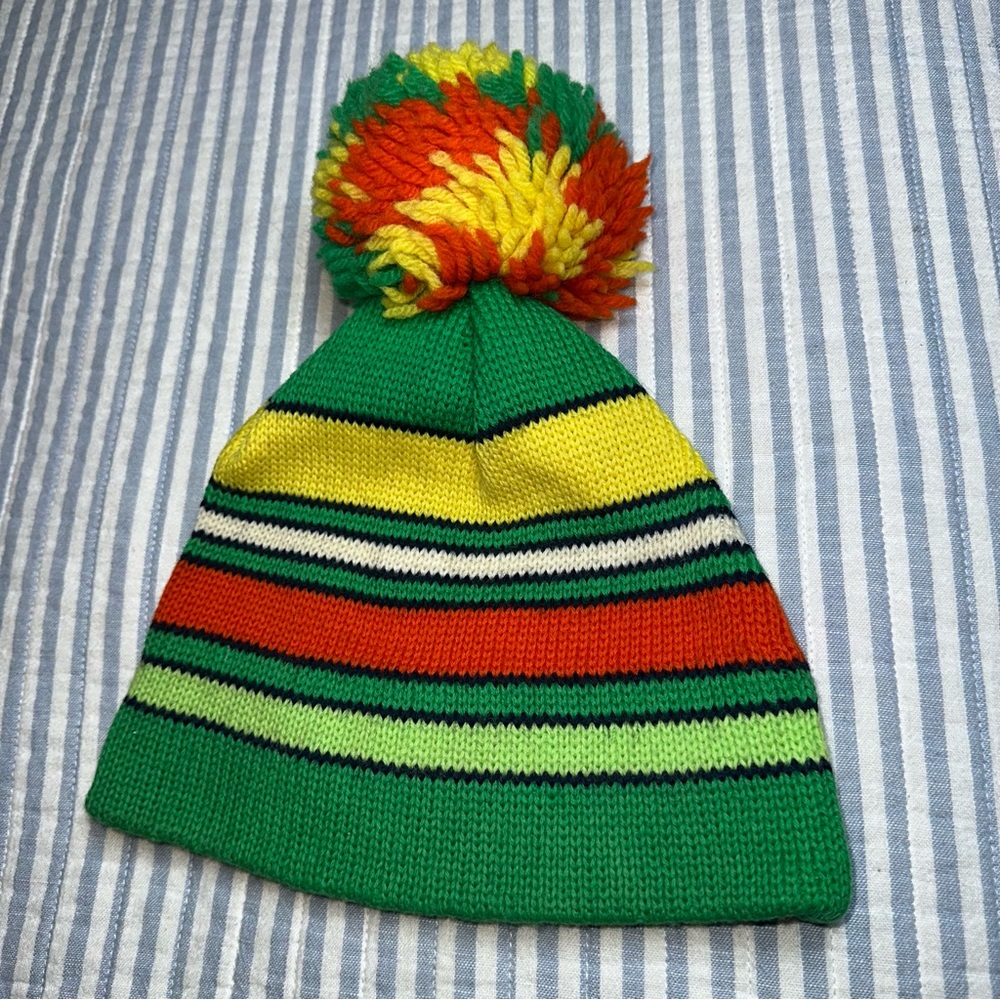 Vintage Wool Pom‎ Beanie – Smiley Hats Sparks Nevada